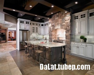 traditional-kitchen-cabinets 38